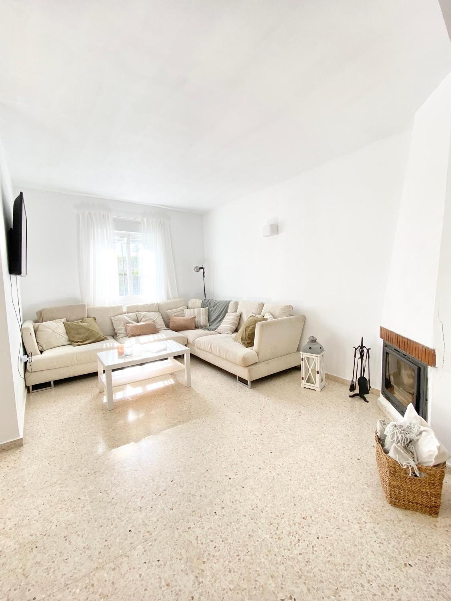 Willa Townhouse W/Sea View & Garden Estepona Zewnętrze zdjęcie